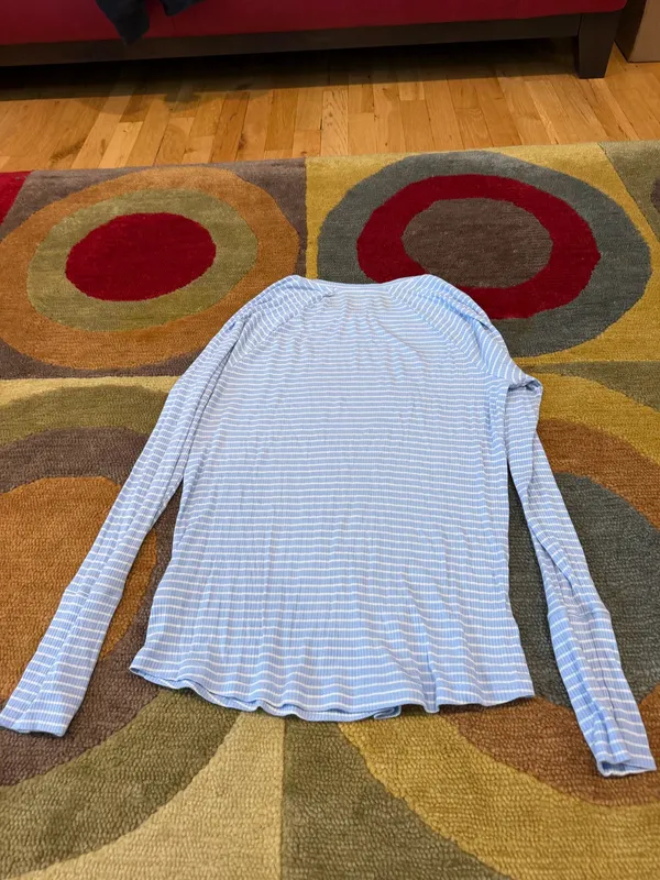 NWOT Offline by Aerie Light Blue White Stripe Long Sleeve Stretchy Top Medium - Image 3