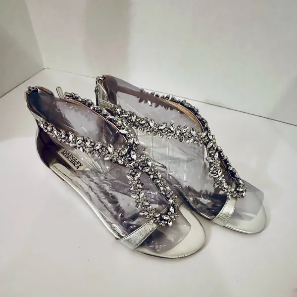 Badgley Mischka Embellished Feather Crystal Rhinestone Flat Sandals Womens Sz 9 - Image 9