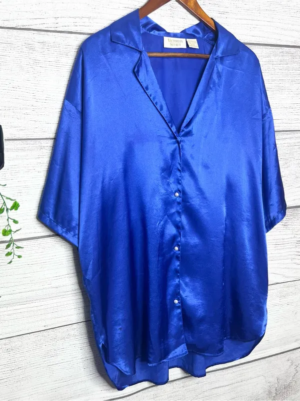 Vintage Victoria's Secret Gold Label Royal Blue Satin Button-Up Nightgown Small - Image 3