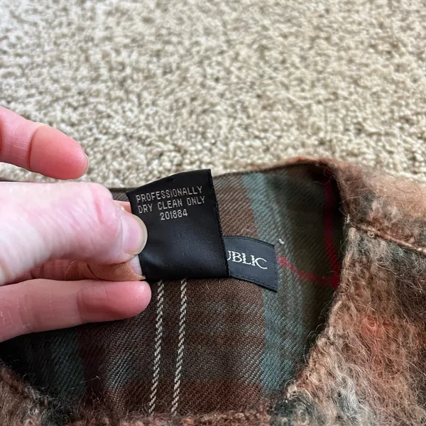 Banana Republic Checkered Wool + mohair Vest - Image 5