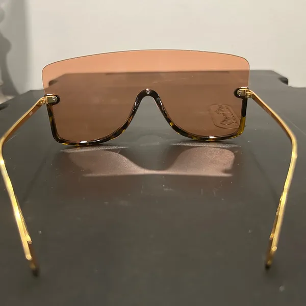 Tortoise Shell Sunglasses Brown - Image 5