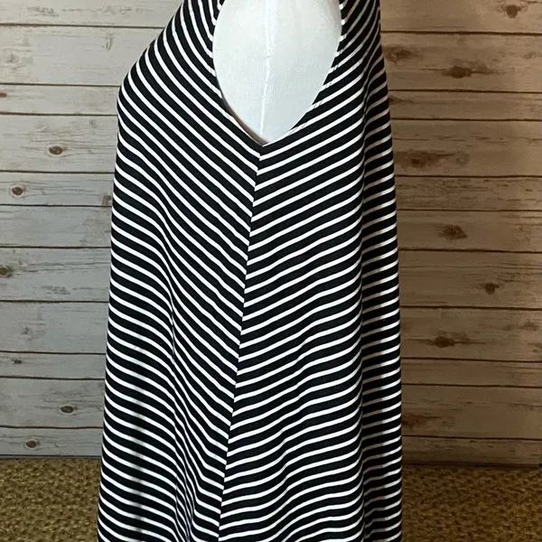 Brandy Melville ‘Alena’ swing dress - Image 3