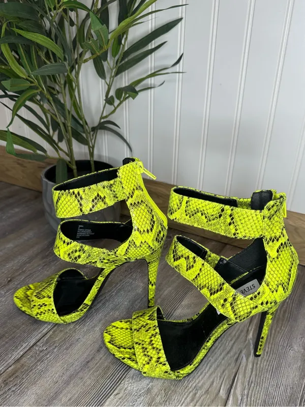 Steve Madden Mira Sandle Heels Neon Green Yellow Snake Print Ankle Strap Women 8 - Image 3