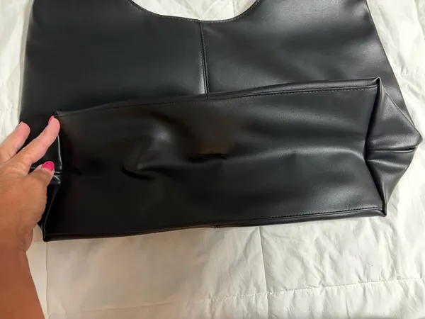 Victoria's Secret Purse Black - Image 2