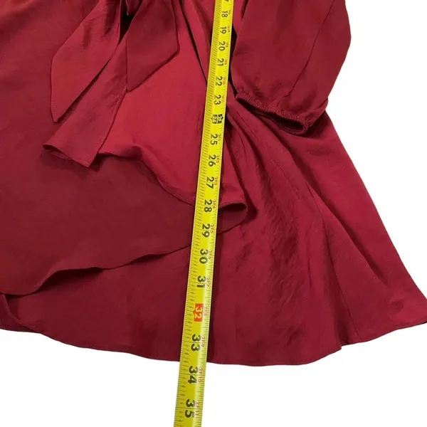 Express Women Size Medium Dress Maroon Long Sleeve Ruffle Hem | 6-967 - Image 4