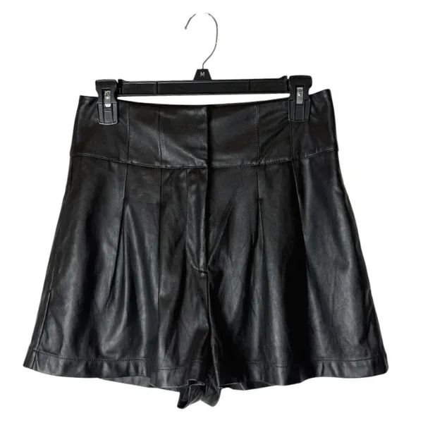 Intermix Shorts Women 4 Black Kitty Pleated Faux Leather‎ High Rise Streetwear - Image 2