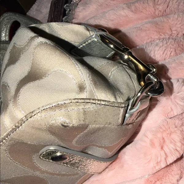 Coach Elegant Gray Designer‎ Handbag - Image 11