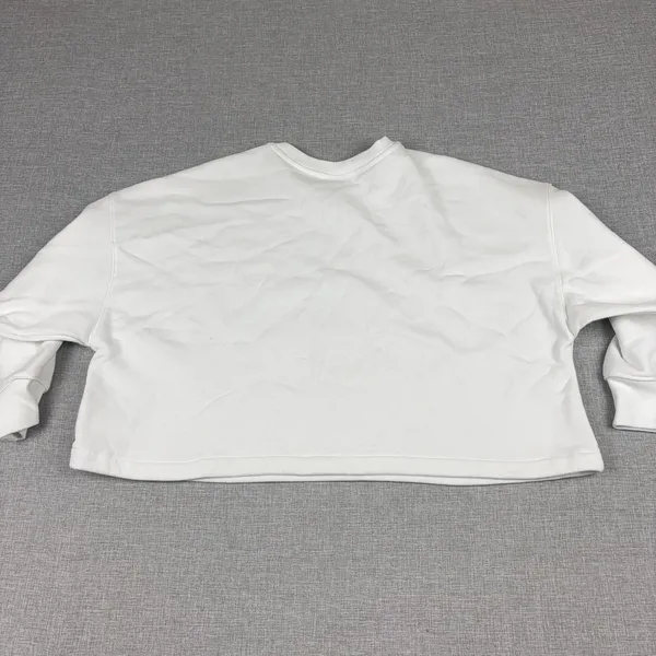 Whitney Houston Sweatshirt Womens XL White I'm Every Woman Cropped Pullover - Image 7