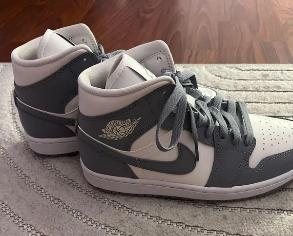 Nike Jordan Air 1 Mid Women’s - Image 6