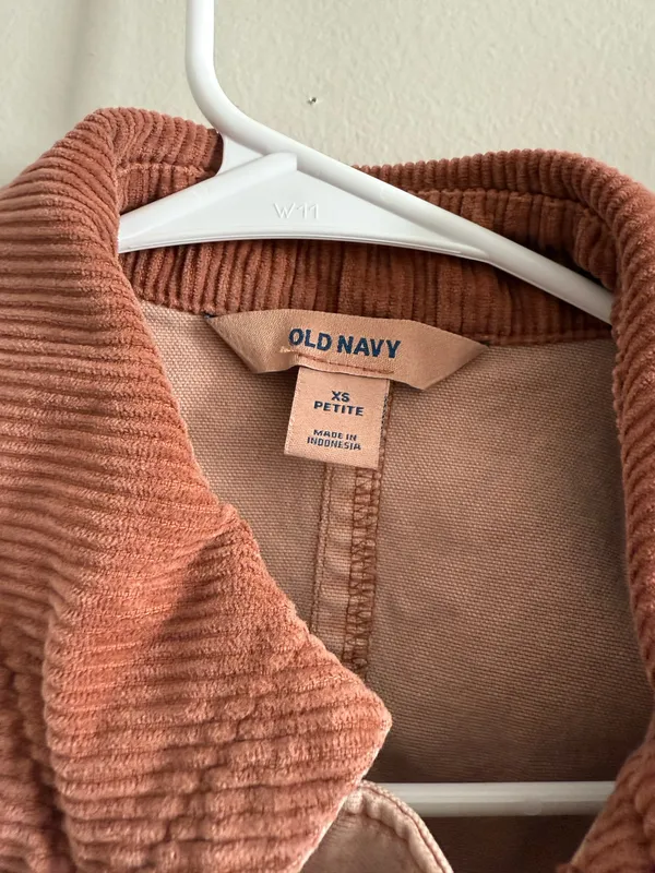 Old Navy Barn Jacket - Image 4