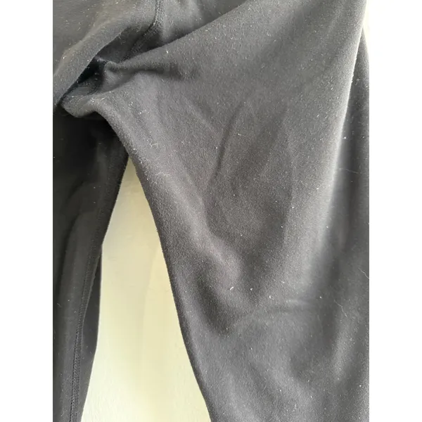 Lululemon Black‎ Cropped Leggings Women's Size 6 Athleisure Workout flaw - Image 3
