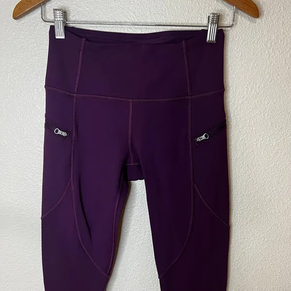 Lululemon purple fleece leggings with zipper thigh pockets WOMENS 6 - Image 2
