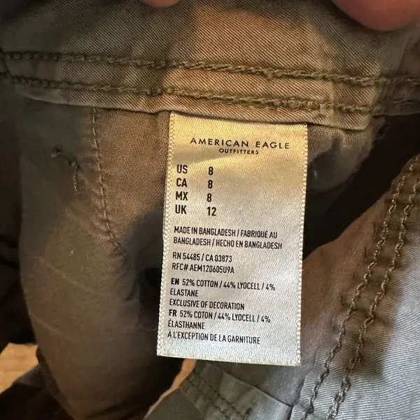 American Eagle khaki paper bag gathered waist 8 shorts - Image 2