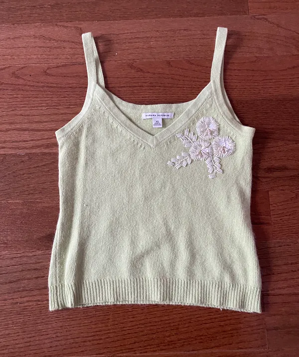 Banana Republic pastel green rabbit fur tank top sweater with paisley embroidery - Image 3