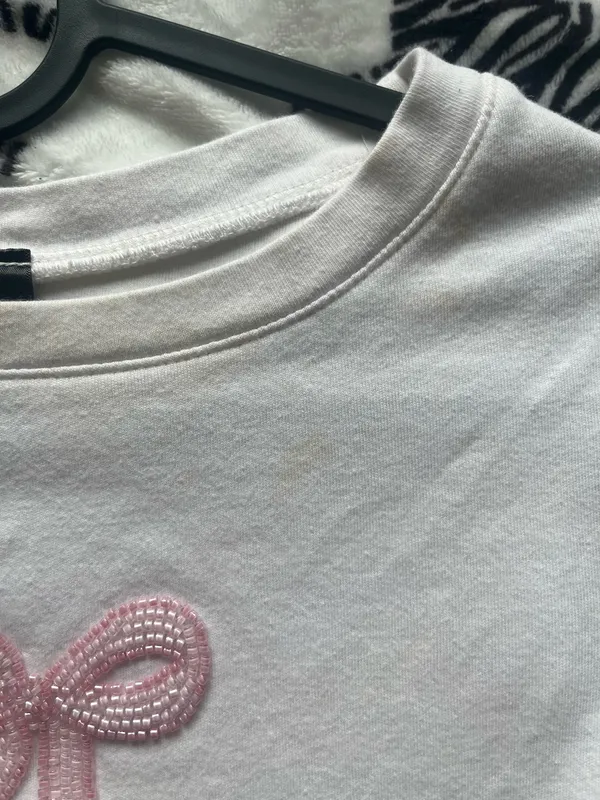 PacSun White Top size small has a small stain - Image 3