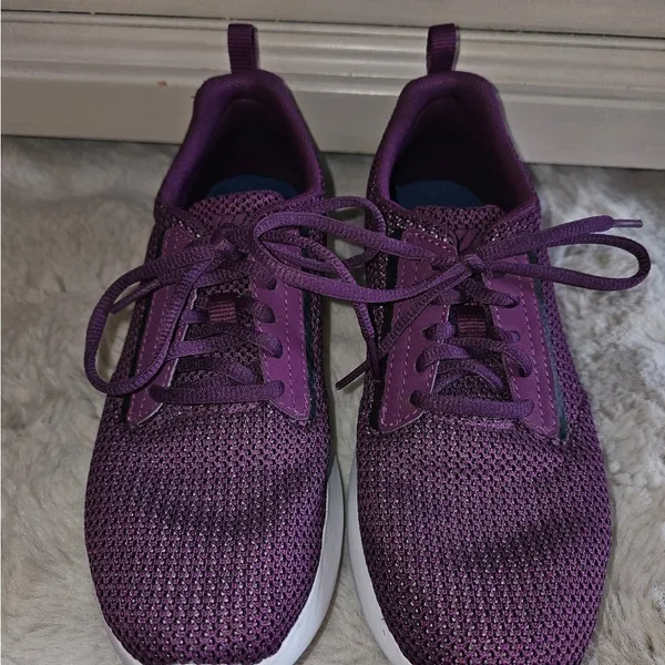 K•Swiss‎ Purple and White Athletic Sneakers with Knit Mesh Upper​ - Image 5