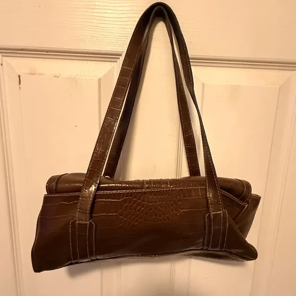 Crazy Horse Brown Purse - Image 4