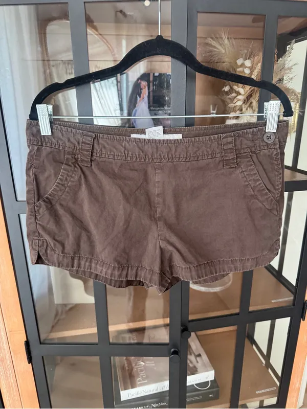 Vintage y2k Old Navy mid rise shorts micro mini chocolate brown cotton 2008 - Image 5
