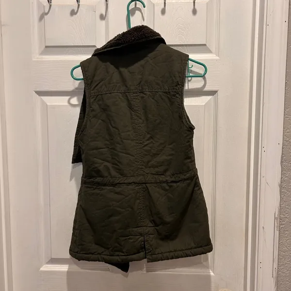 Altar'd State Olive Green Faux Fur Lined Utility Vest Small Granola Cabincore - Image 5