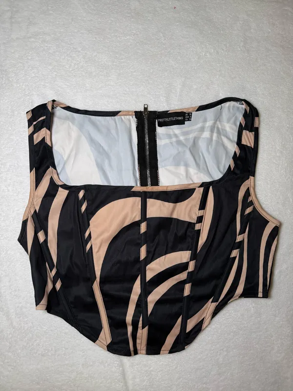 Pretty Little Thing Top Corset - Image 2