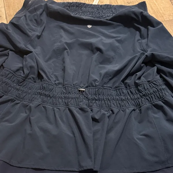 lululemon athletica Dark Blue Jacket - Image 4