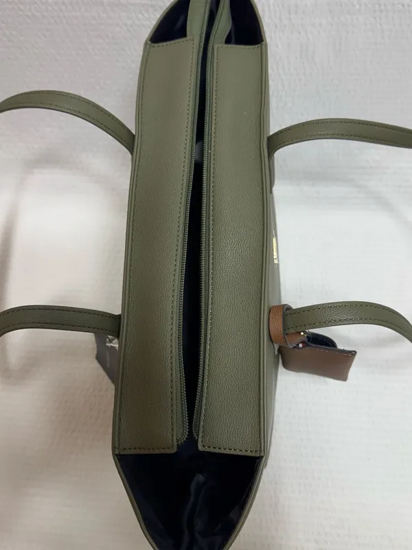 Tommy Hilfiger Olive Green Leather Tote Bag - Image 6