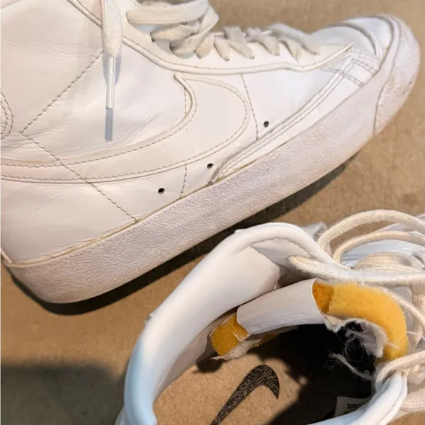 Nike White and Yellow High-Top Athletic Shoes - Image 9