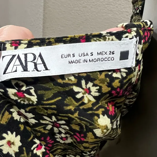 Zara black floral dress - Image 4