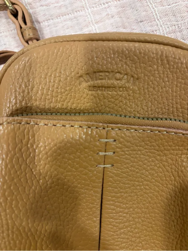 American‎ Leather Co. Cleveland Crossbody Cafe Latte - Image 5
