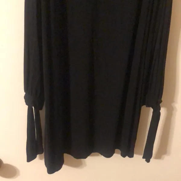 Lulus women’s medium 3/4 tie at end of sleeve black - Image 8