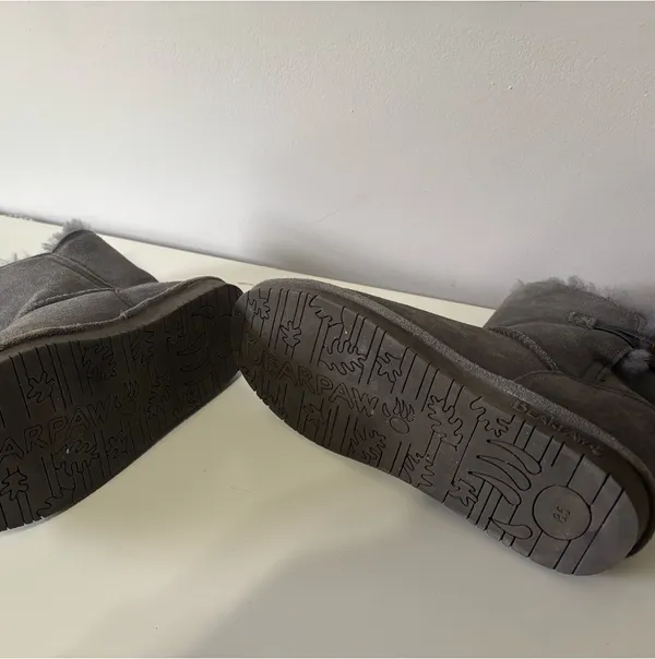 BEARPAW Boots - Image 4