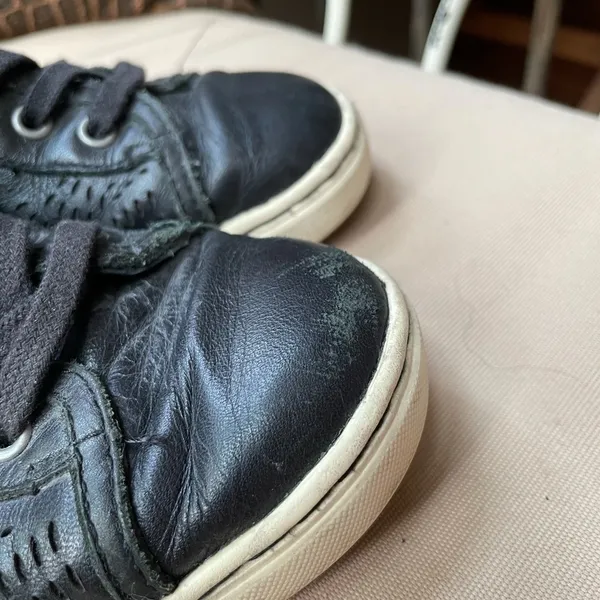 UGG‎ Blaney Leather Zipper High Top Sneaker - Image 5