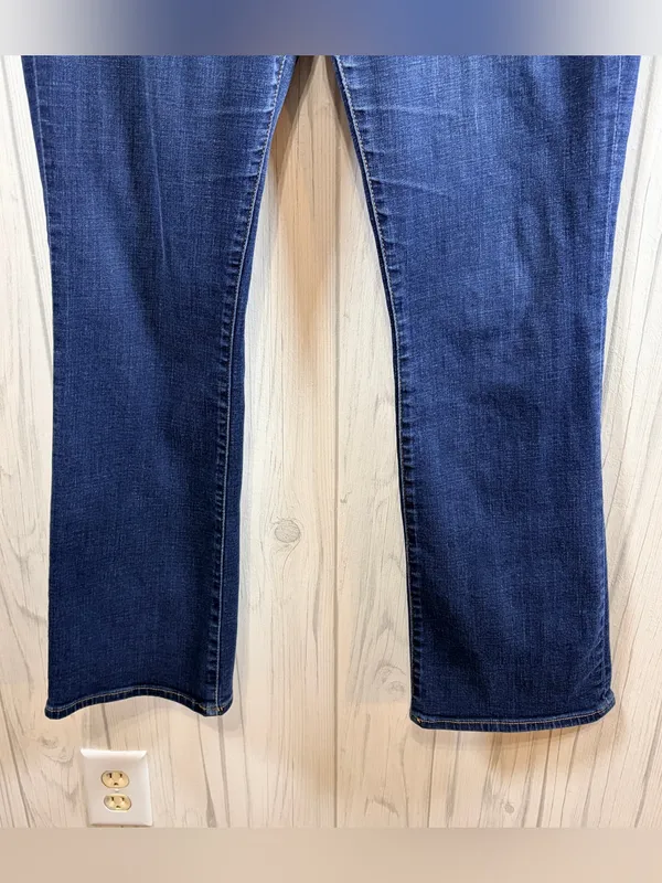 LUCKY‎ BRAND Mid-Rise Lolita Bootcut Jeans, Size 10 - Image 6