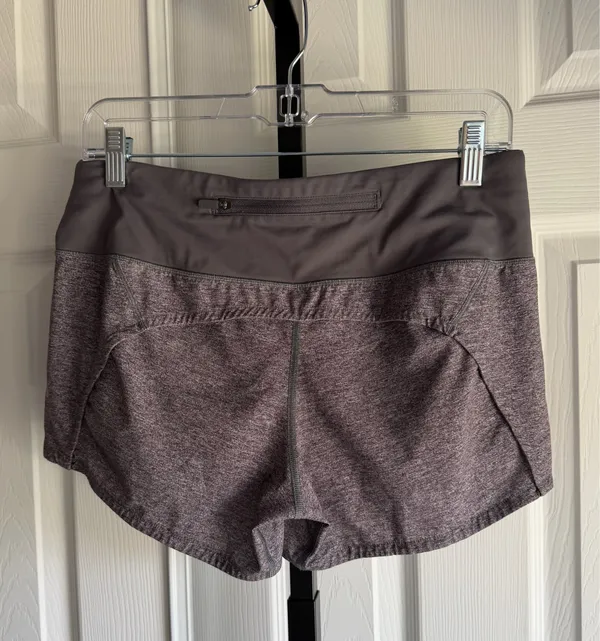Lululemon Athletic Running Shorts Gray Lined 4" Inseam Women's Size: 6 - Image 4