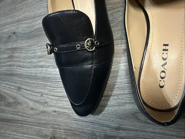 Coach Isabel Black Leather Loafers Pointed Toe Slip On Flats. - Image 13