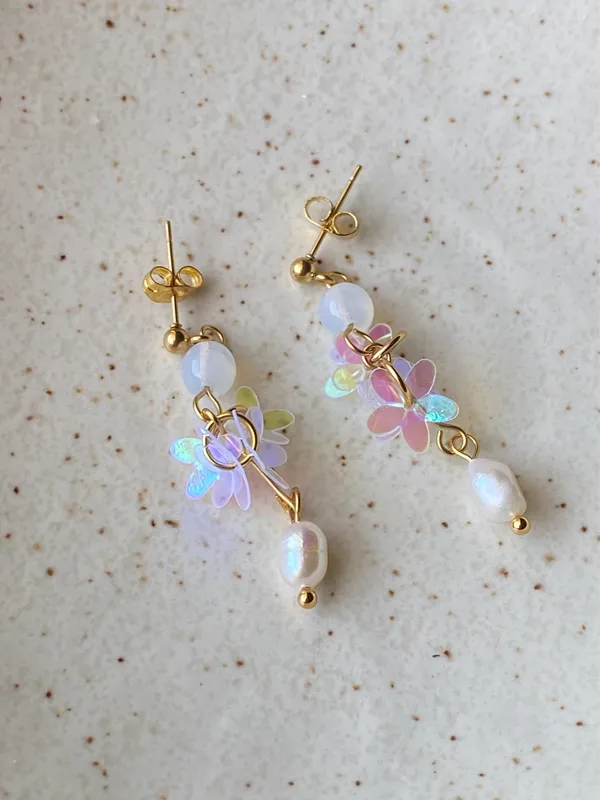 Handmade fairy cute unique style dangle earrings🩵 - Image 5