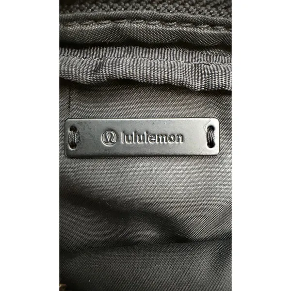 Lululemon‎ Everywhere Belt Bag Black Crossbody Waist Bag OS Nylon - Image 5