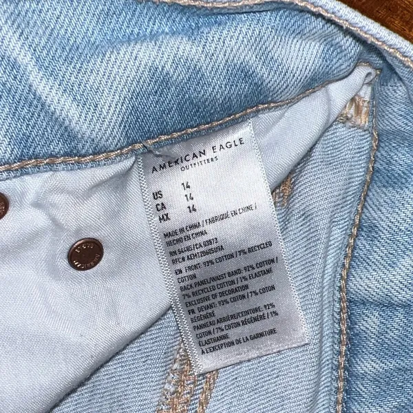 American Eagle Outfitters Faded Blue Jean Shorts - Image 4