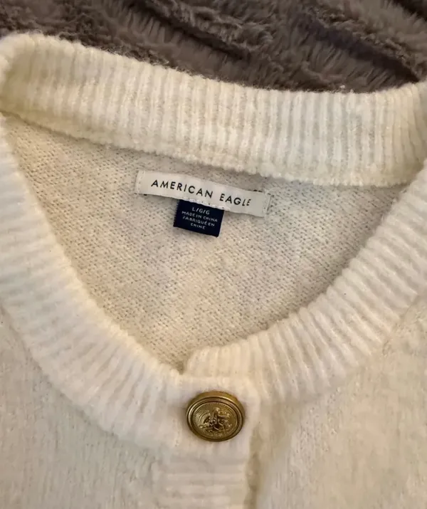 American Eagle Sweater Cardigan - Image 3