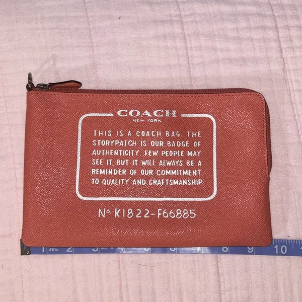 Coach Rare Vintage  Storypatch Large Pouch - Image 8