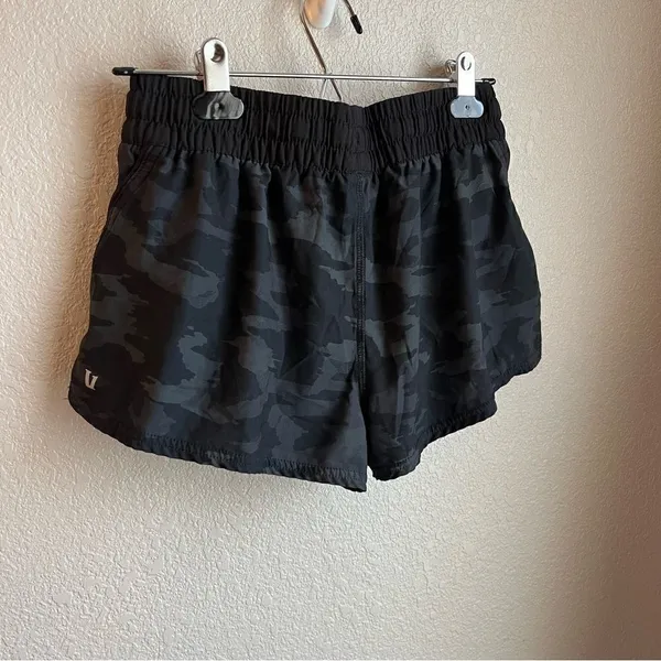 Vuori Clementine Short Camo 2” - Image 9