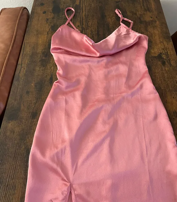 Pretty Little Thing Rose Strappy Satin Cowl Midi Dress - Image 9