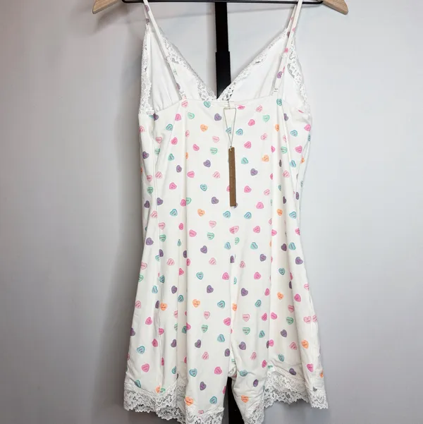 NWT Skims Fits Everybody Lace Triangle Onesie - Image 4