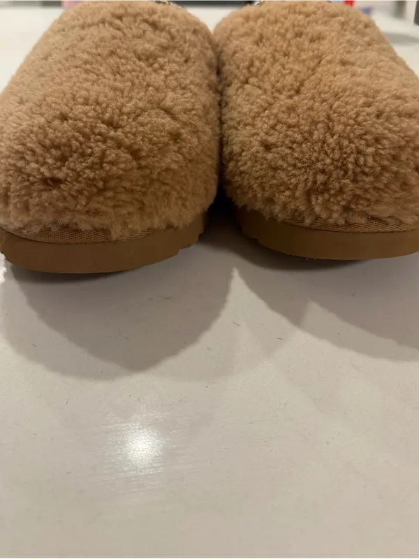 Ugg Tasman Maxi Curly Genuine Shearling Slipper Women’s Size 11 NEW - Image 3