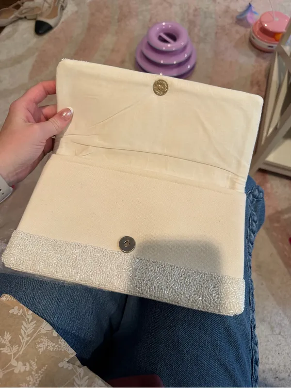 Bride Beaded White Clutch Bag - Image 7