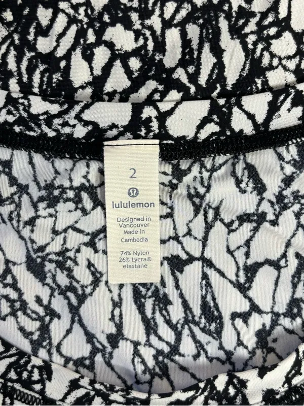 Lululemon Sole Training Tank Ice Breaker White Black size 2 - Image 4