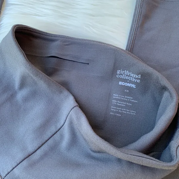 x Econyl High Rise Cropped Leggings - Image 3