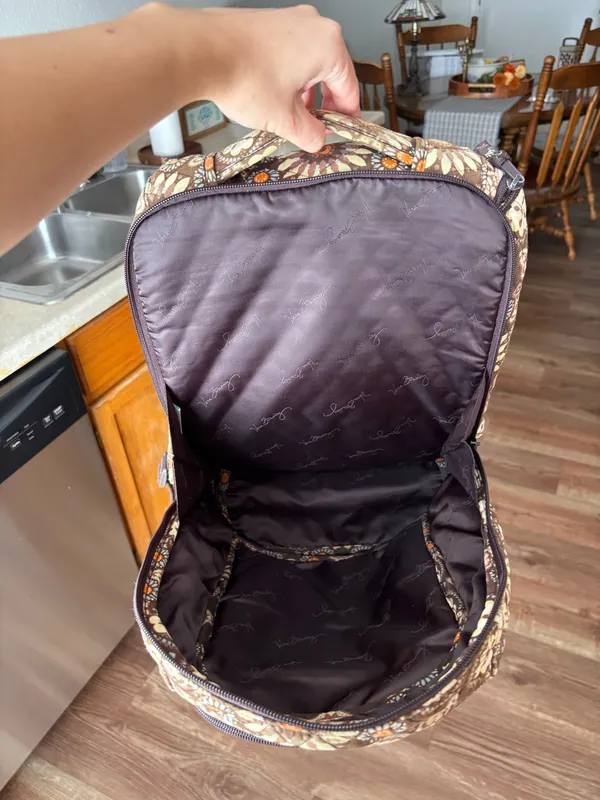 Vera Bradley Backpack - Image 7
