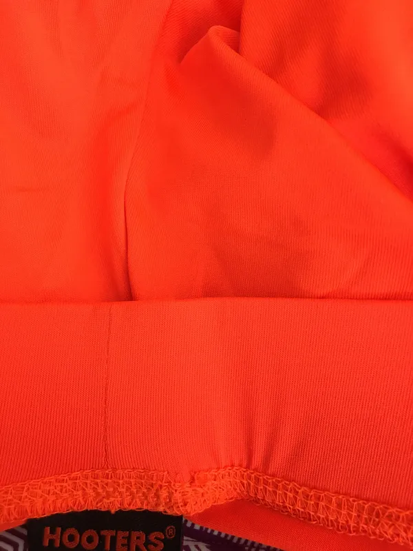 Hooters #8 New Womens Girl Rare Uniform Shorts With A Small Flaw Size Medium - Image 4
