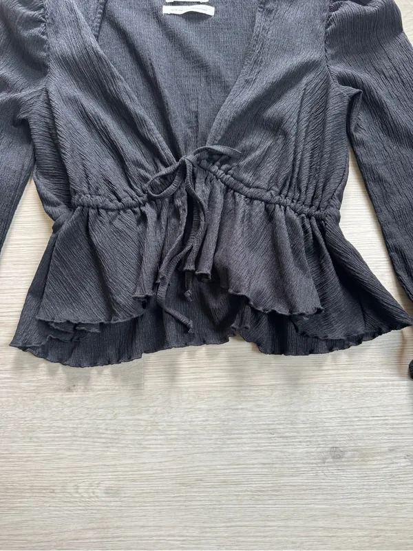 Urban Outfitters Black Tie Cropped Blouse bell sleeve coquette fairy grunge y2k - Image 5